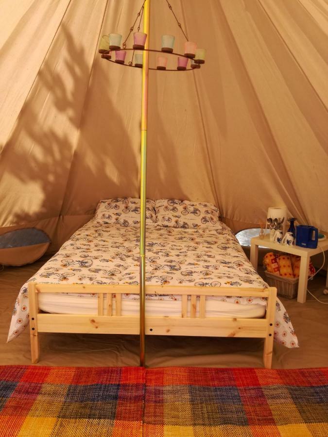 ホテル7 Valleys Camping Flers  エクステリア 写真